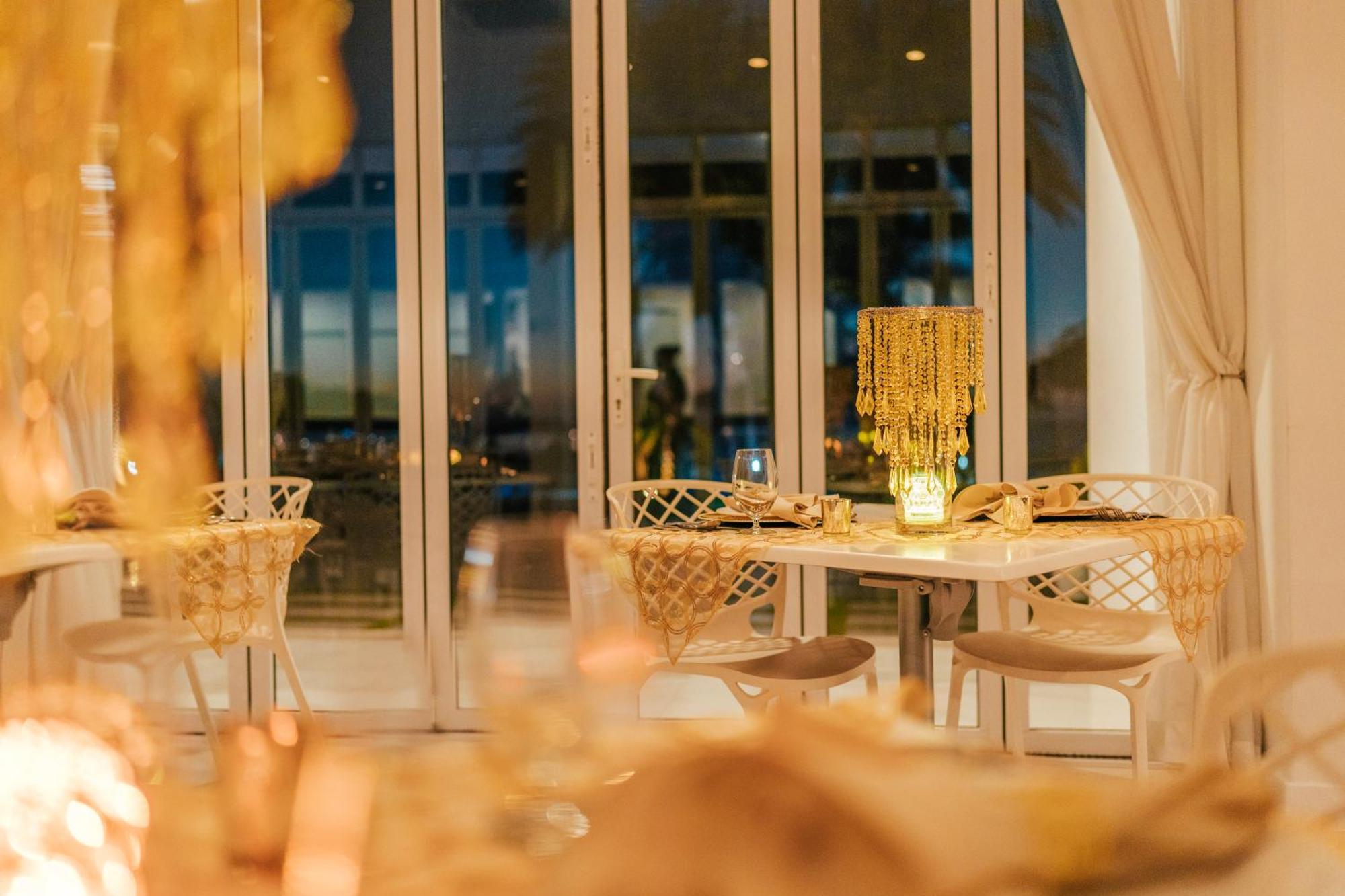 Ocean Z Boutique Hotel Palm Beach Luaran gambar